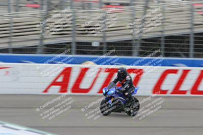 media/Oct-15-2022-Fastrack Riders (Sat) [[9a18b22502]]/Level2/Start Finish 930am/